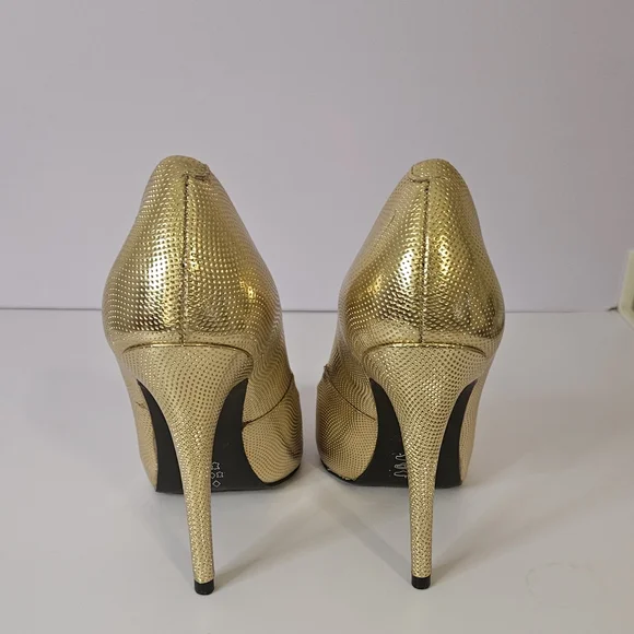 Aldo Metallic Gold Pointed-Toe Stiletto Pumps - Picture 3 of 3